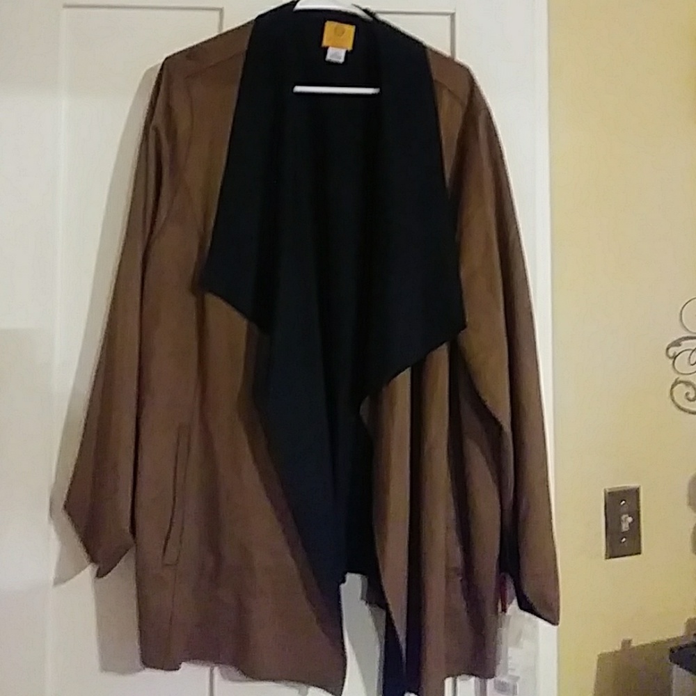 Jacket - Picture 2 of 4